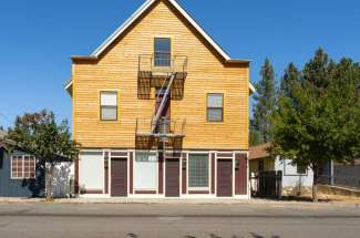 72 Commercial St., Portola, Ca